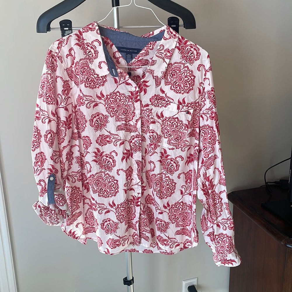 NWT Tommy Hilfiger button down shirt